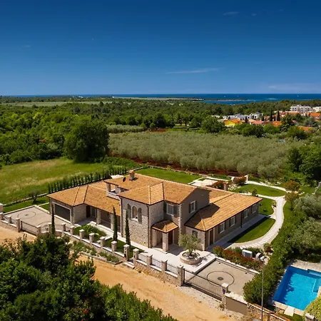Villa Olive View