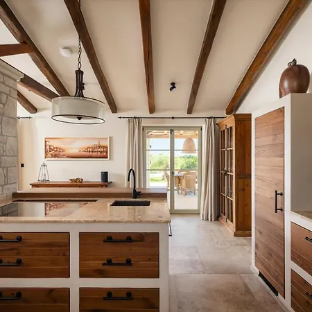Olive View Villa *
